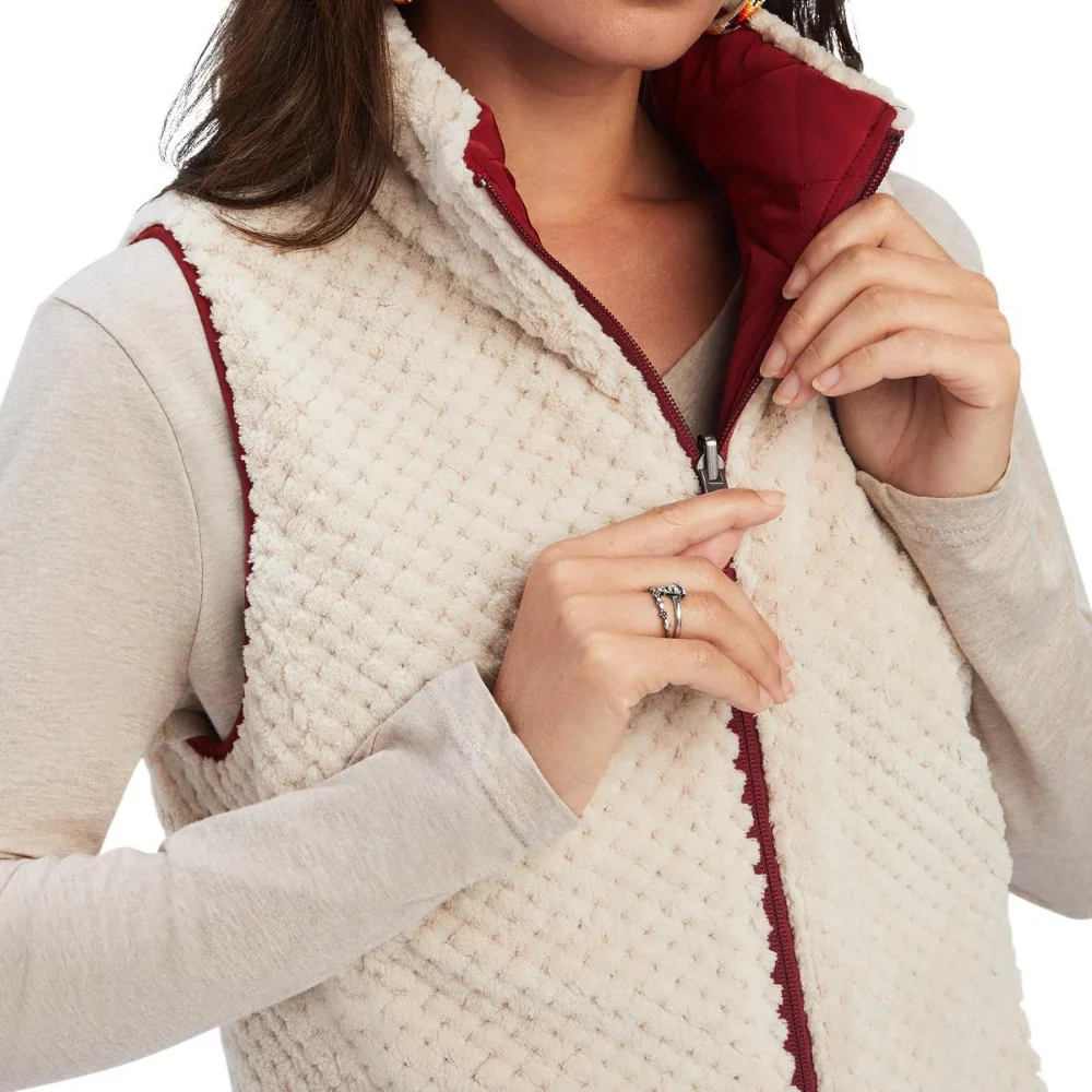 Ariat Womens REAL Reversible Dilon Insulated Vest - Image 3