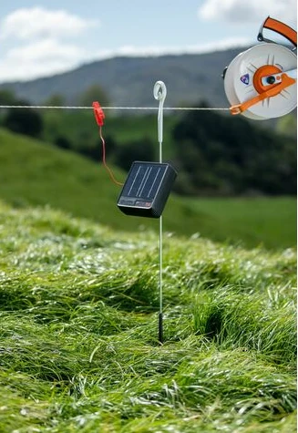 Gallagher Energizer Solar S12 Lithium Portable G34901 - Image 5