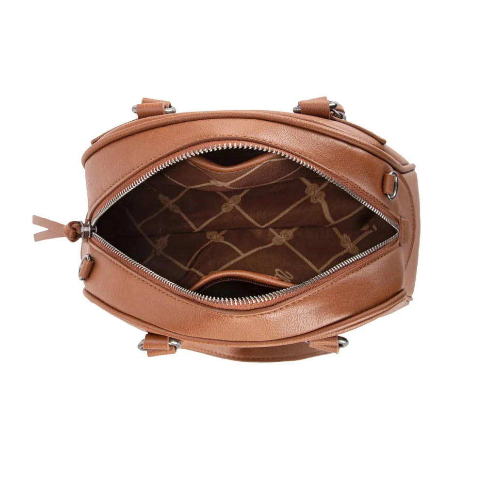 Wrangler Whipstitch Crossbody Bag - Image 7