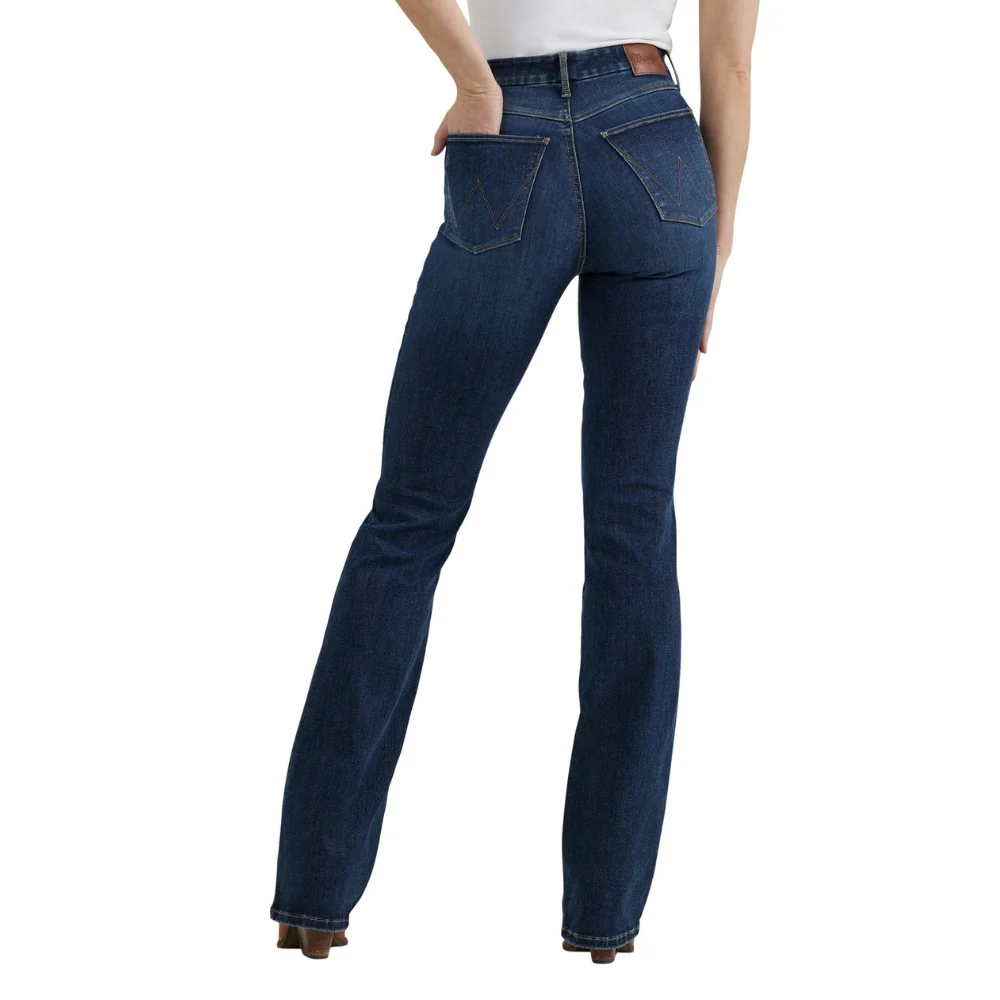 Wrangler Womens Bespoke High Rise Bootcut Stretch Jeans - Image 3